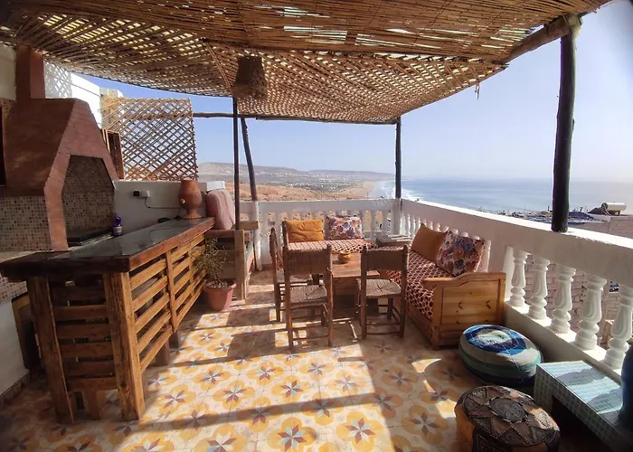 Red Carpet Surf House Taghazout